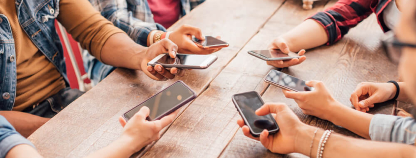 AI Review Responses for Law Firms: Smart Strategy or Risky Move?